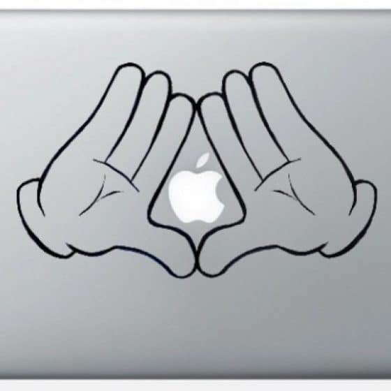Stickers « Main de Mickey » pour Macbook 13 pouces