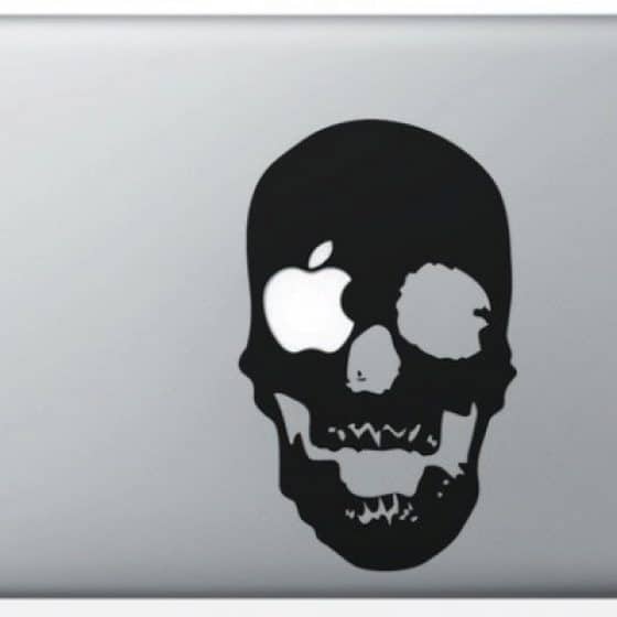 Stickers «Tete de Mort» pour Macbook 13 pouces
