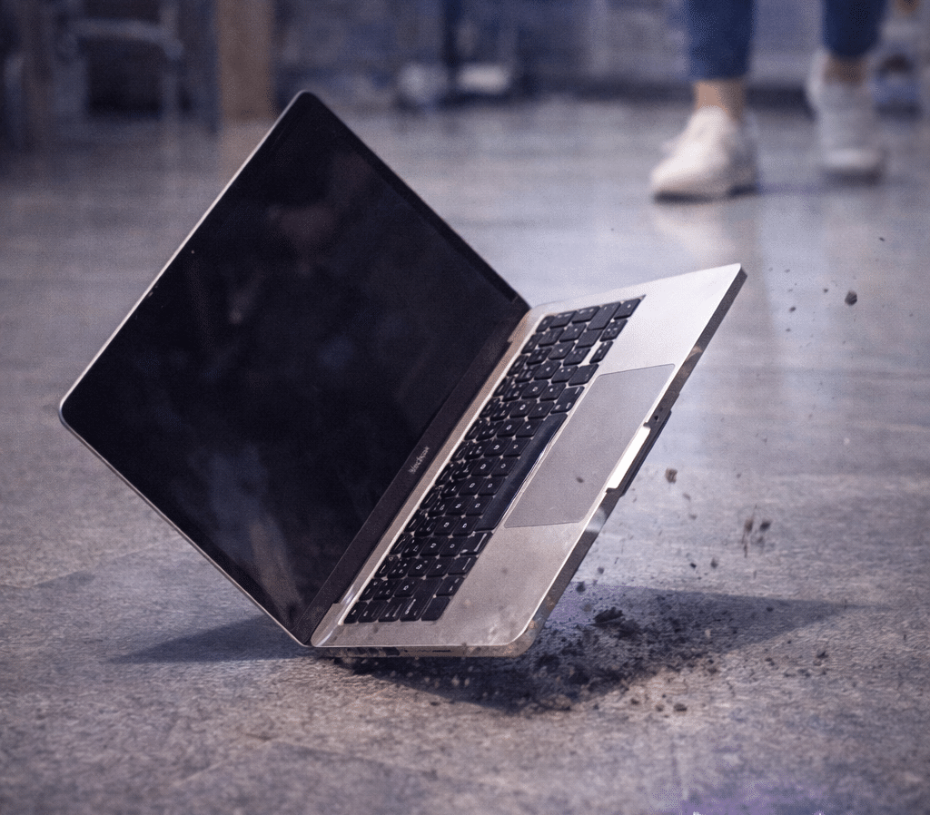 Mac tombé mais fonctionne encore : faut-il le réparer ?